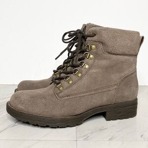 Born Codi Gray Suede Lace Up Boot 6M